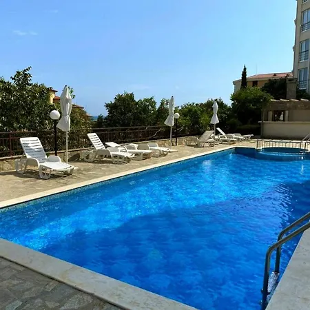 Sea Sirena With A Mountain View *