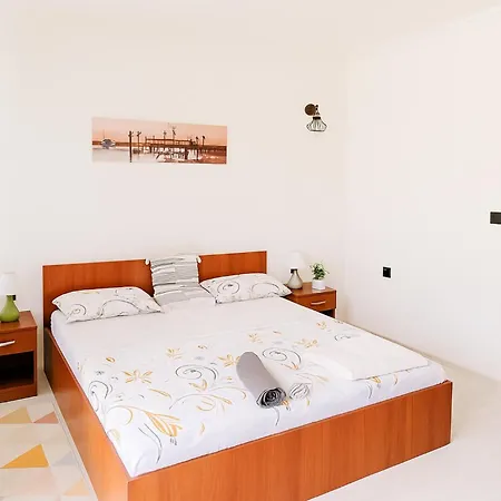 Appartement Sea Sirena With A Mountain View *