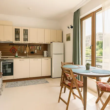 Sea Sirena With A Mountain View Daire Sveti Vlas