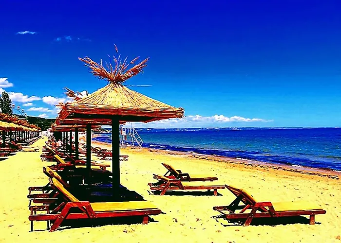 Sea Sirena With A Mountain View Apartamento *